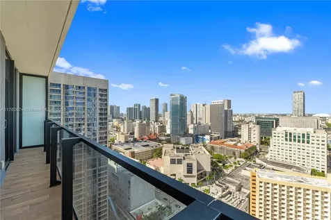 398 NE 5th Street Miami FL 33132