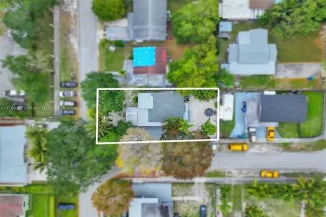 11425 NW 18th Avenue Miami FL 33167