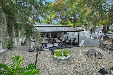 11425 NW 18th Avenue Miami FL 33167