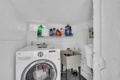11425 NW 18th Avenue Miami FL 33167
