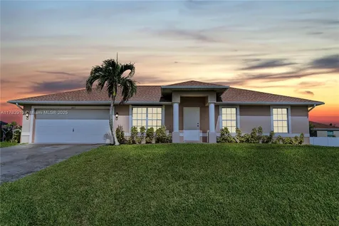 421 NW 20th Place Cape Coral FL 33993
