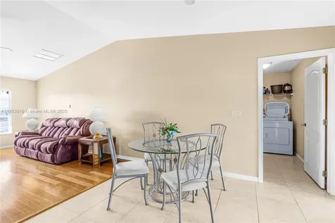 421 NW 20th Place Cape Coral FL 33993