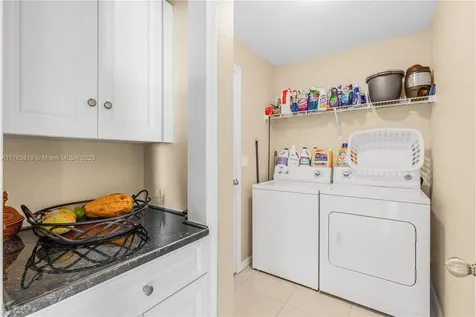 421 NW 20th Place Cape Coral FL 33993