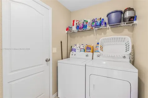 421 NW 20th Place Cape Coral FL 33993