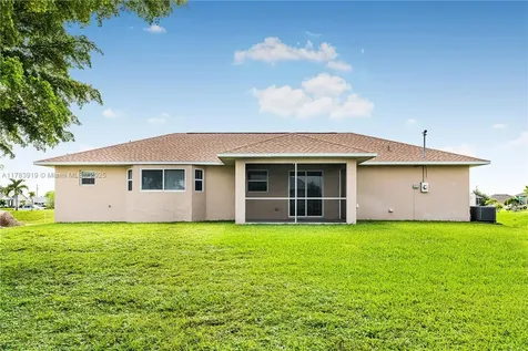 421 NW 20th Place Cape Coral FL 33993