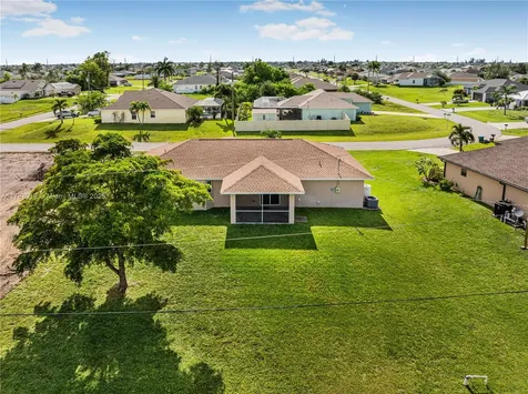 421 NW 20th Place Cape Coral FL 33993