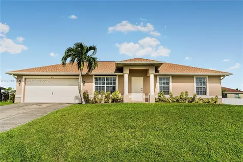 421 NW 20th Place Cape Coral FL 33993
