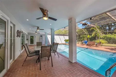 9401 SW 69th Court Pinecrest FL 33156