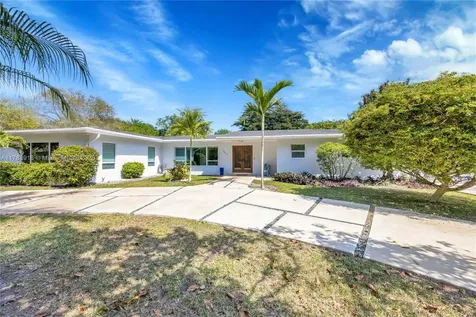 9401 SW 69th Court Pinecrest FL 33156