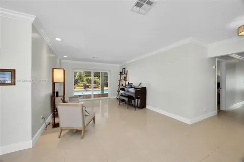 9401 SW 69th Court Pinecrest FL 33156