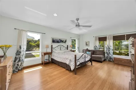 9401 SW 69th Court Pinecrest FL 33156