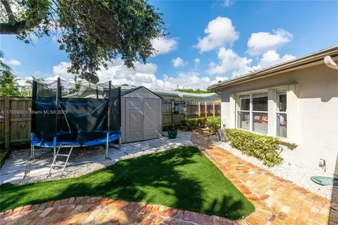 2003 N 46th Avenue Hollywood FL 33021