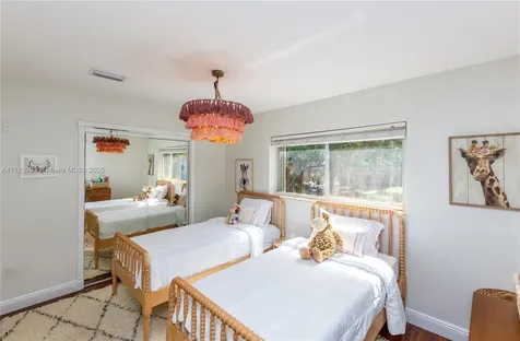 2003 N 46th Avenue Hollywood FL 33021