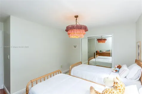 2003 N 46th Avenue Hollywood FL 33021