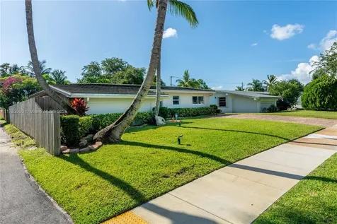 2003 N 46th Avenue Hollywood FL 33021