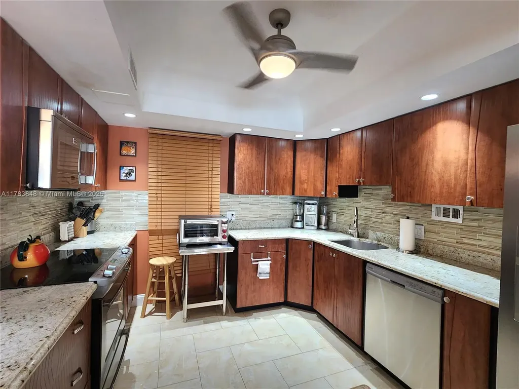 3505 S Ocean Drive Hollywood FL 33019