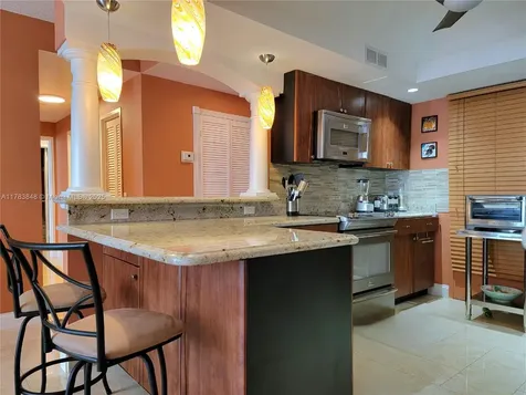 3505 S Ocean Drive Hollywood FL 33019