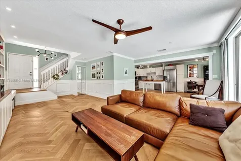 1217 NW 107th Terrace Plantation FL 33322