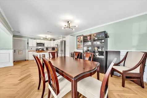 1217 NW 107th Terrace Plantation FL 33322