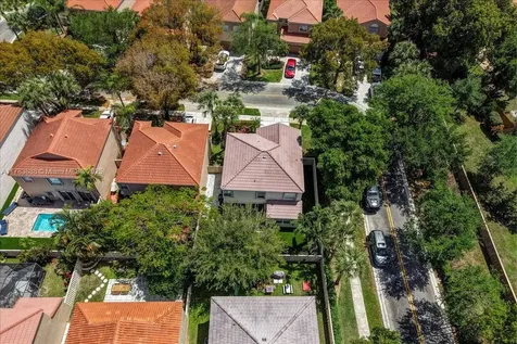1217 NW 107th Terrace Plantation FL 33322