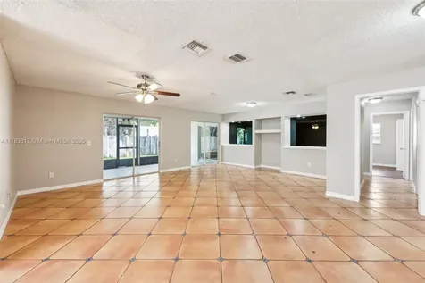 9219 SW 1st Place Boca Raton FL 33428