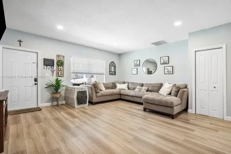 5349 Van Buren Road Delray Beach FL 33484