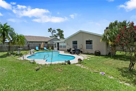 1811 Barker Street NE Palm Bay FL 32907