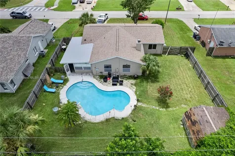 1811 Barker Street NE Palm Bay FL 32907