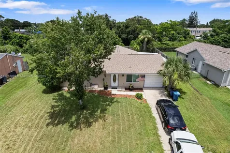 1811 Barker Street NE Palm Bay FL 32907