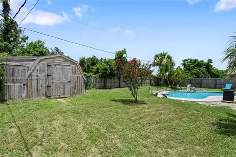 1811 Barker Street NE Palm Bay FL 32907