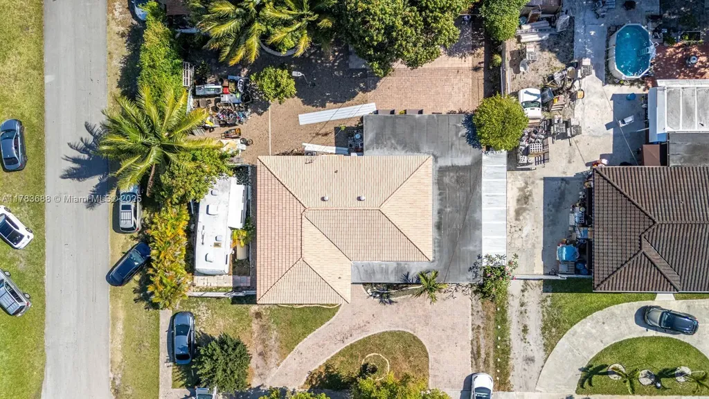 210 W 52nd Street Hialeah FL 33012