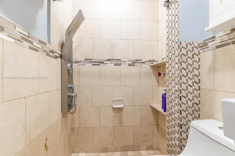 210 W 52nd Street Hialeah FL 33012