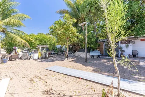 210 W 52nd Street Hialeah FL 33012