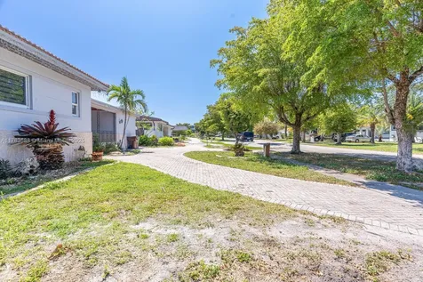 210 W 52nd Street Hialeah FL 33012
