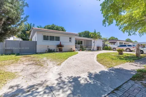 210 W 52nd Street Hialeah FL 33012