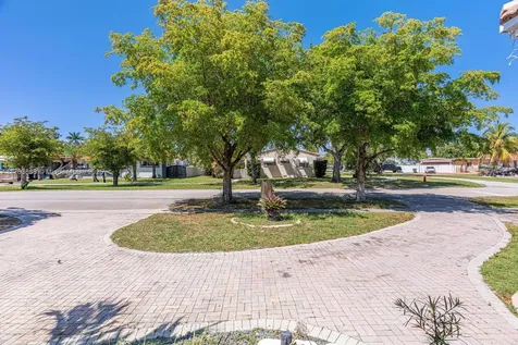 210 W 52nd Street Hialeah FL 33012