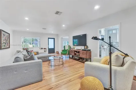 4131 Lybyer Avenue Miami FL 33133
