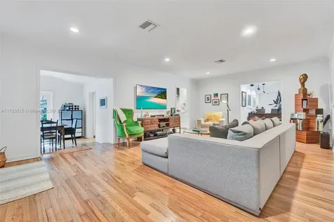 4131 Lybyer Avenue Miami FL 33133