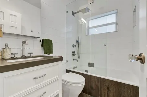 4131 Lybyer Avenue Miami FL 33133