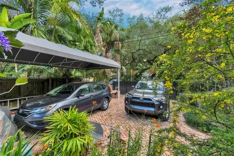 4131 Lybyer Avenue Miami FL 33133