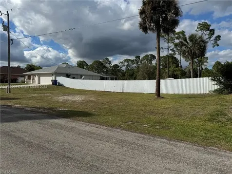 1065 Lilac Street E Lehigh Acres FL 33974