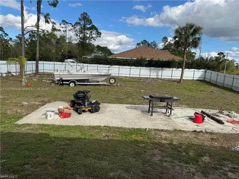 1065 Lilac Street E Lehigh Acres FL 33974