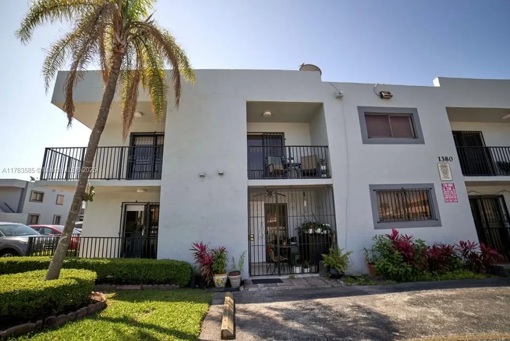 1380 W 41st Street Hialeah FL 33012