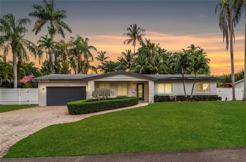 8435 SW 157th Street Palmetto Bay FL 33157