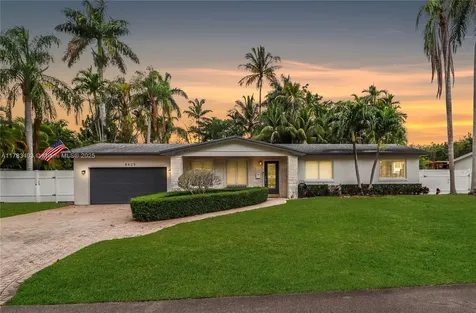 8435 SW 157th Street Palmetto Bay FL 33157
