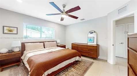 8435 SW 157th Street Palmetto Bay FL 33157