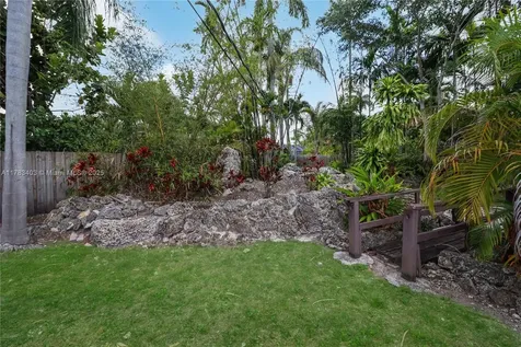 8435 SW 157th Street Palmetto Bay FL 33157