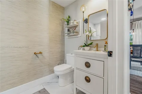 5926 NW 113th Place Doral FL 33178