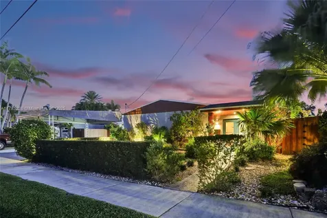 2726 Scott Street Hollywood FL 33020