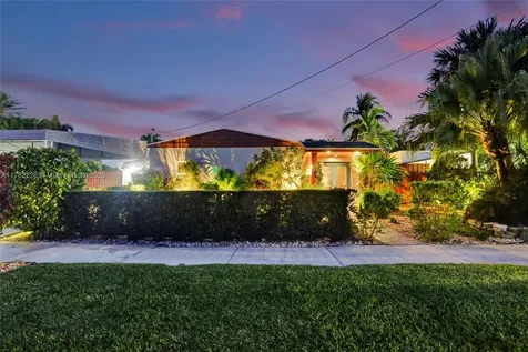 2726 Scott Street Hollywood FL 33020